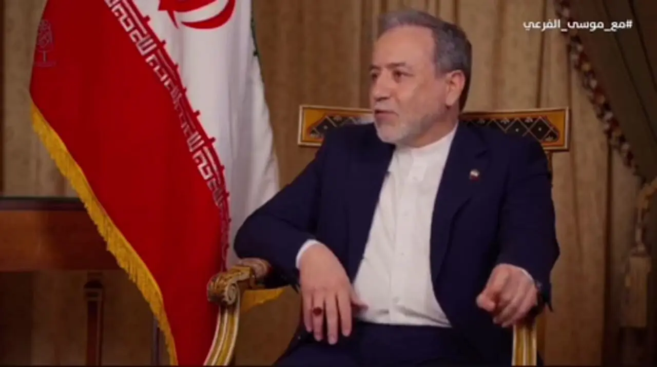 پاسخ دندانشکن عراقچی به سریال موساد | سریال «تهران»؟ من فیلمهای...